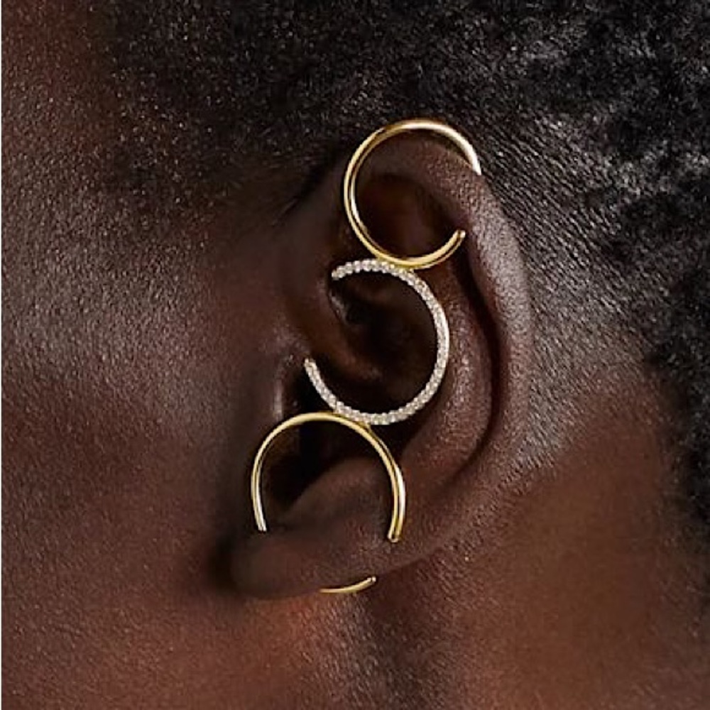 ⚜️𝟯𝟬%𝗢𝗙𝗙 𝗯𝘂𝗻𝗱𝗹𝗲𝘀 𝟯+⚜️ NEW Rhinestone 3 Circle Crawler Earring - Picture 5 of 12